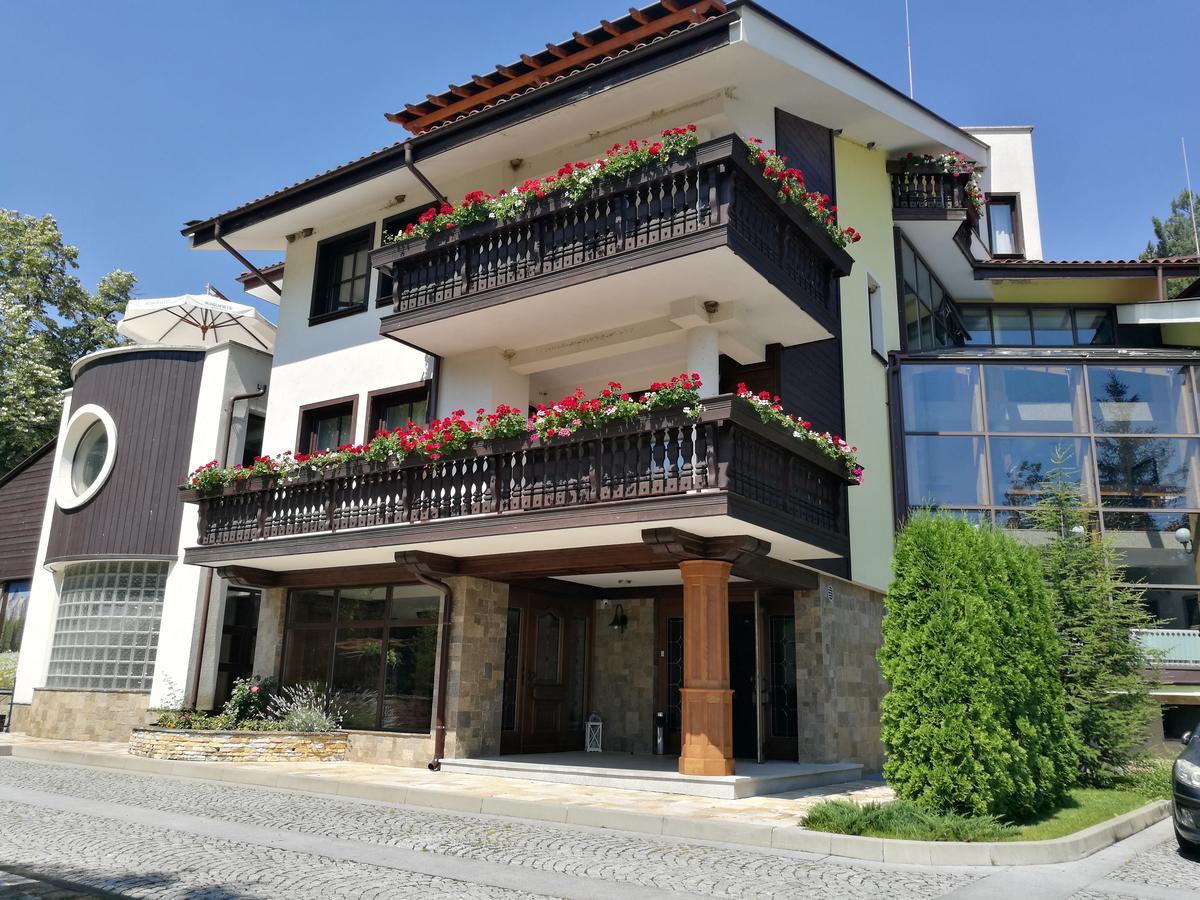 Park Hotel Izvorite Kotel Dış mekan fotoğraf